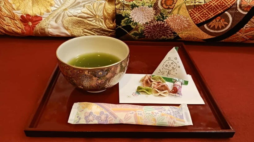 Kyoto: Nishiki Market Tea Ceremony with Koto Performance - Authentic, Relaxing, and Educational