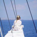 Labuan Bajo: Romantic Komodo Island Hopping for Couples - An In-Depth Look at the Romantic Komodo Island Hopping Tour