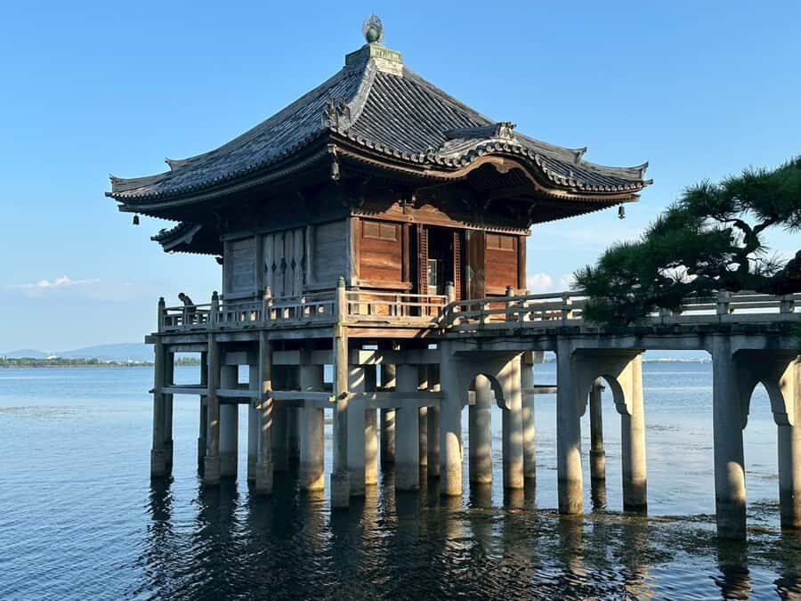 Lake Biwa & Omi Hachiman Day Tour from Osaka or Kyoto - Why This Tour Offers Great Value