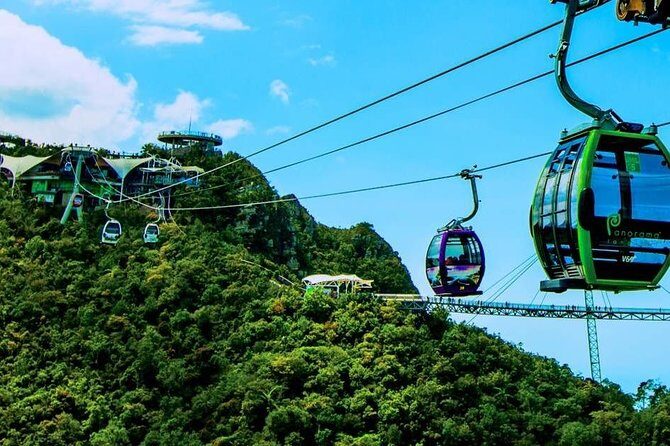 Langkawi Tour with SkyBridgewalk,Langkawi Cable Car,Oriental Village pass - Oriental Village and Eagle Square