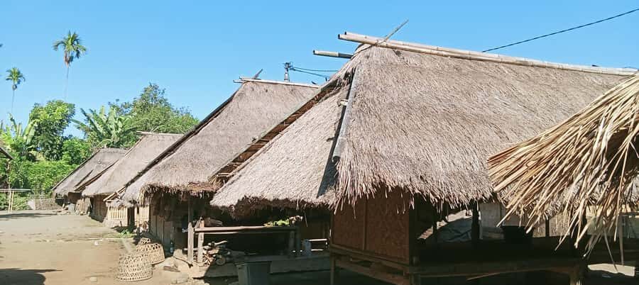 Lombok: Gili Meno Snorkeling, Waterfalls and Village Tours - Practical Details and Tips