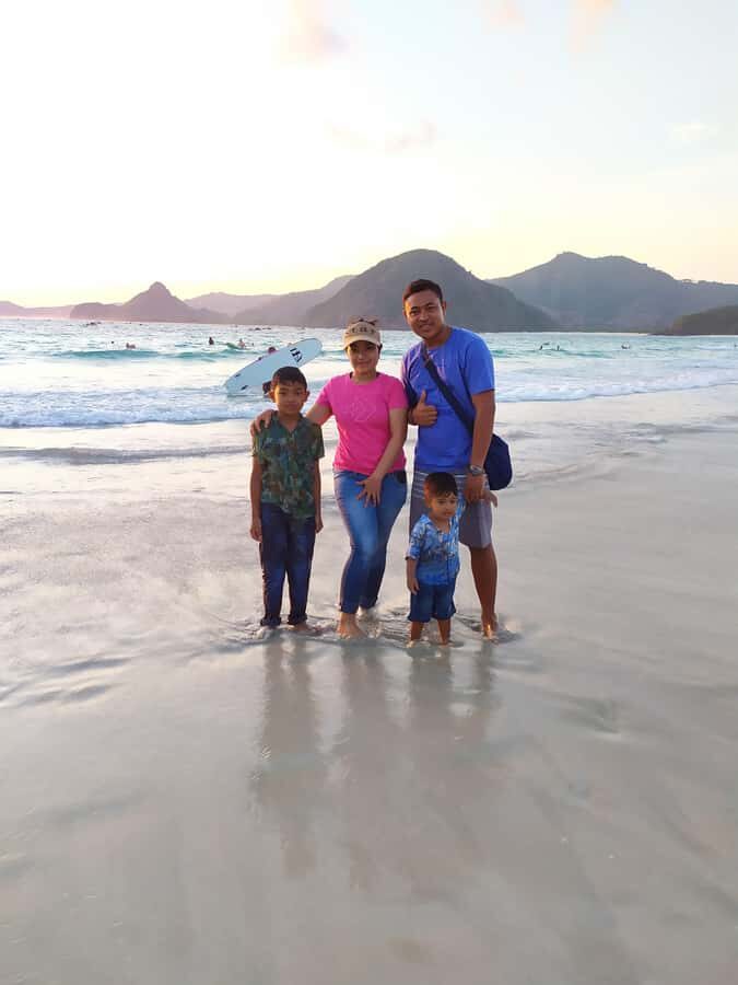 Lombok: Waterfall, Beach, and Weaving Village Day Trip - Cultural Insights at Sukarara Village