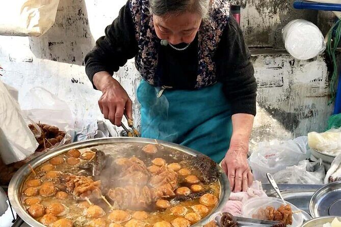 Luang Prabang Evening Food Tour by Tuk-Tuk - Who Is This Tour Best For?