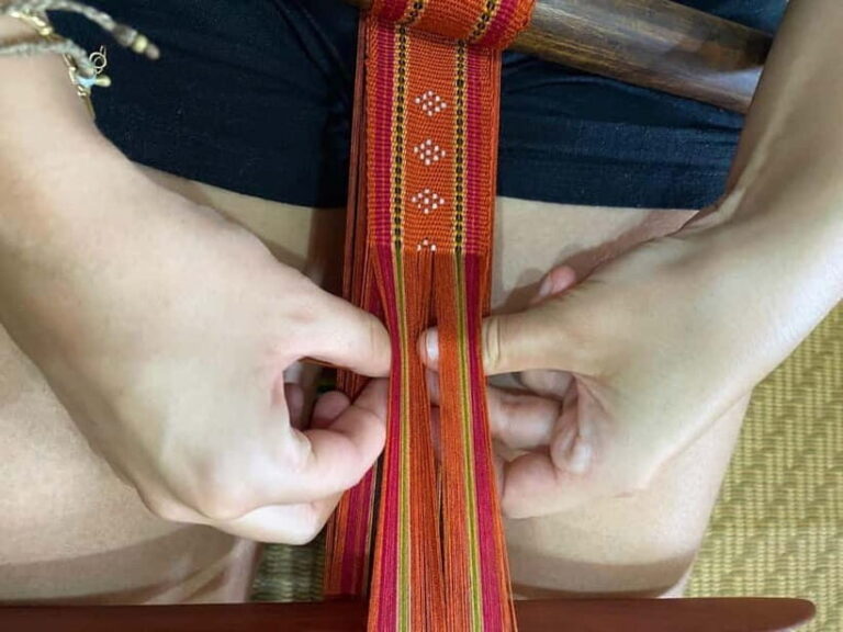 Luang Prabang: Weaving Workshop Half-Day Experience - The Crafting Process in Detail  