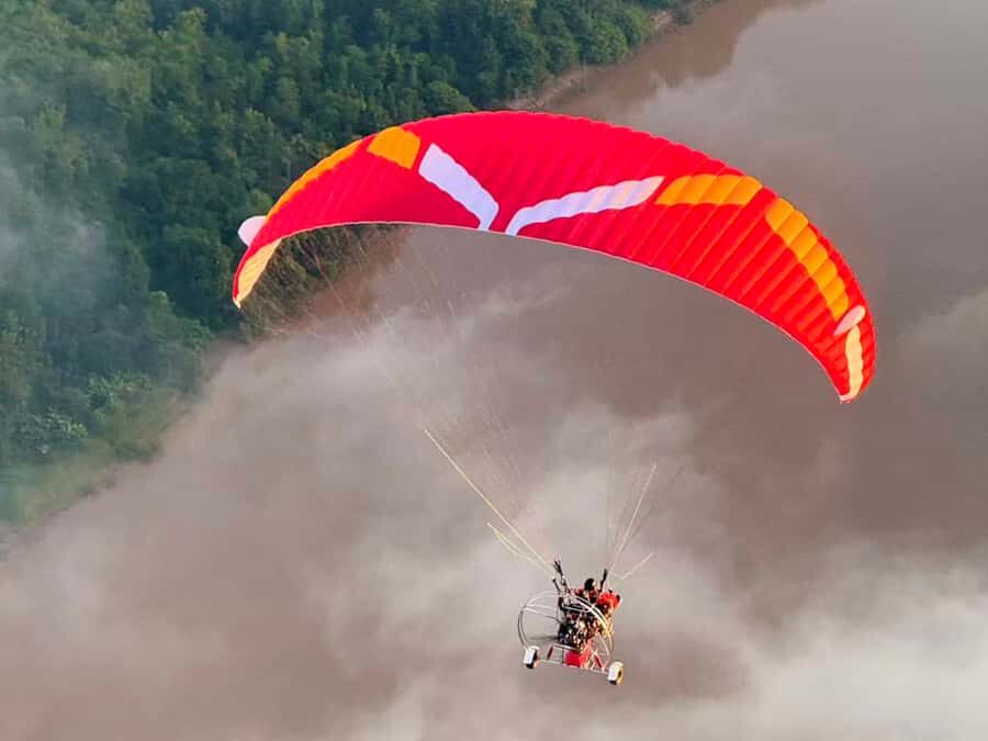 Luang PrabangParagliding Flight with Hotel Pickup - The Flight Itself: What to Expect