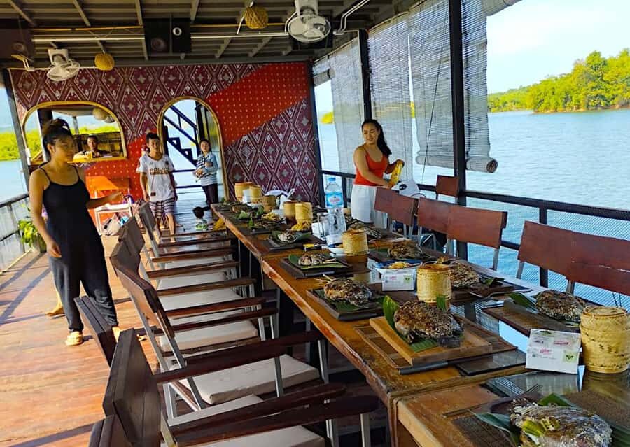 Lunch cruise on Vang Vieng Lake - Who Will Love This Experience?