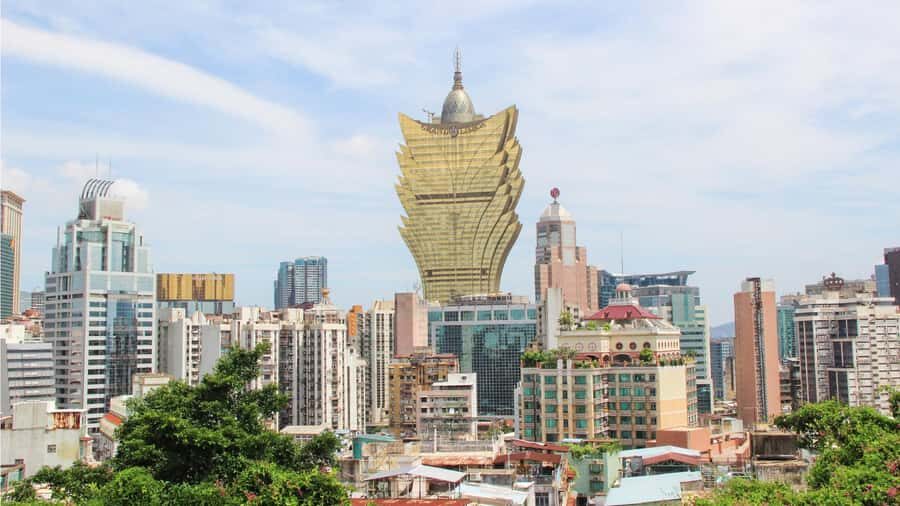 Macau: Private Historic City Tour with Michelin Food Tasting - Practical Aspects & What to Expect