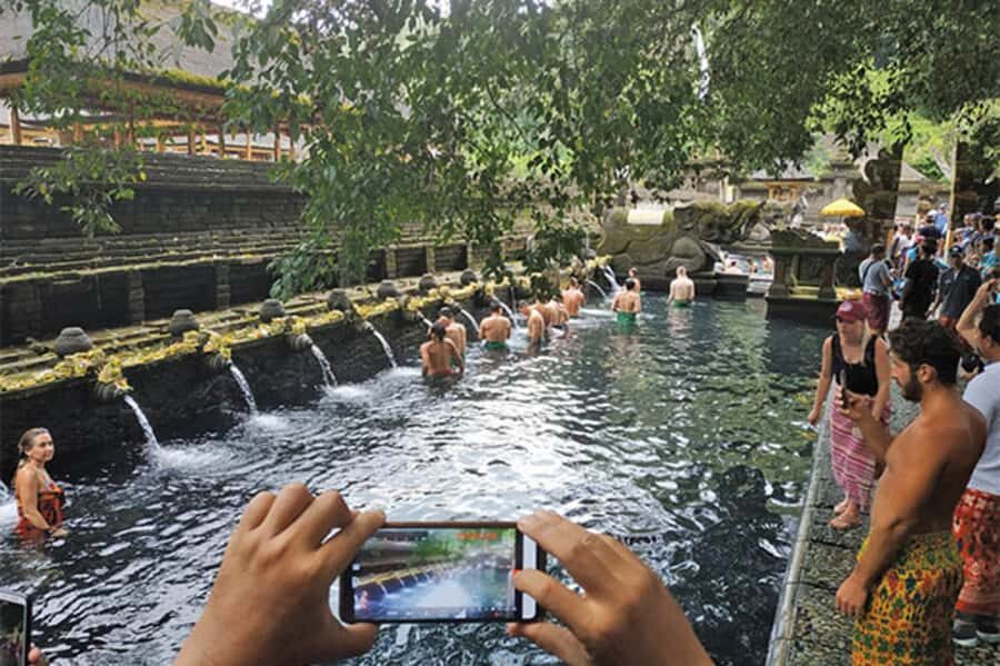 Magical Ubud: Temples, Rice Terraces & Waterfalls - Authentic Encounters and Practical Tips