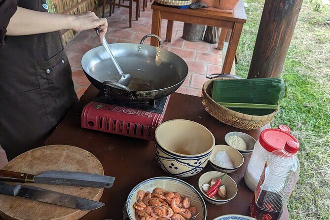 Making Mekong Style Bánh xèo Mekong Rustic Can Tho Hideaway - Exploring the Itinerary: What to Expect