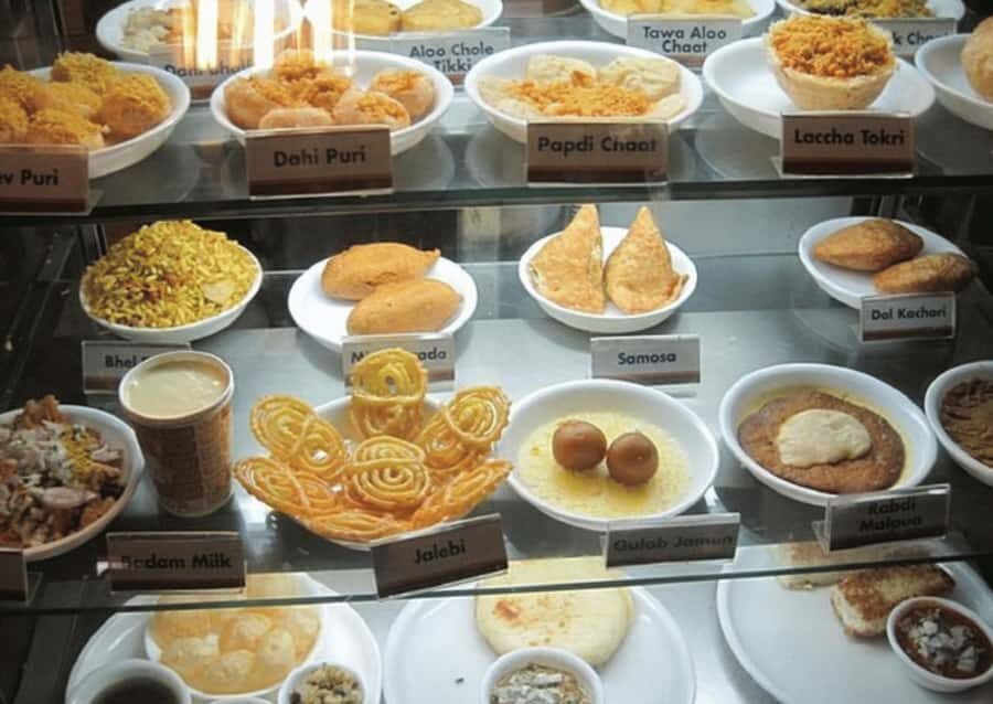 Manali Street Food Crawl (2 Hours Guided Food Tasting Tour) - Why It’s Worth Considering