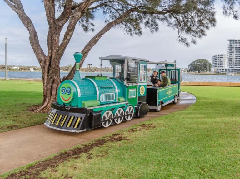 Mandjar Bay - Mini Toot - What to Expect from the Mandjar Bay - Mini Toot