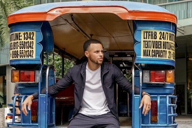 Manila Divisoria and Street Food Dare Tour - The Jeepney Ride: Iconic City Transportation