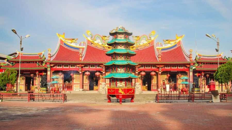 Medan: Highlights City Sightseeing Guided Group Tour - Who Is This Tour For?