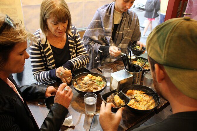 Melbourne Street Food and Bars Crawl - Support for Community and Environment