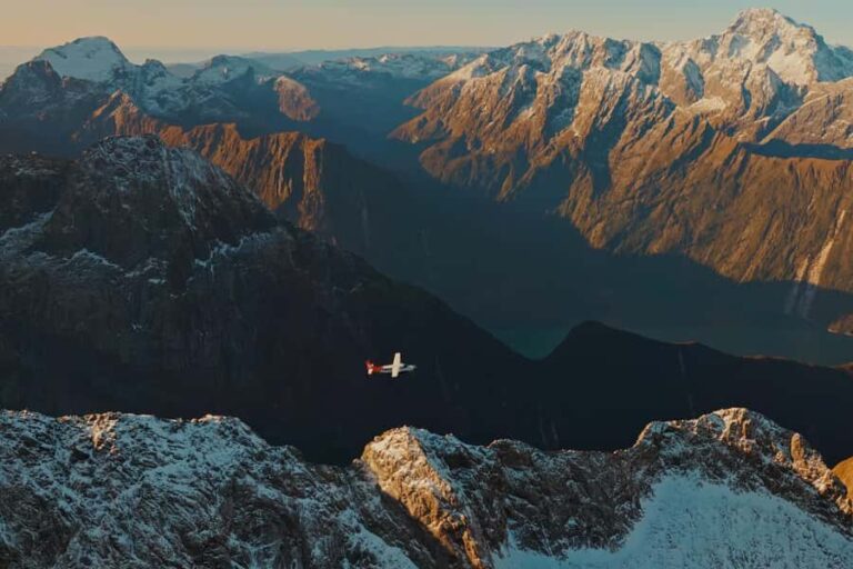 Milford Sound One-Way Flight - What to Expect During the Flight