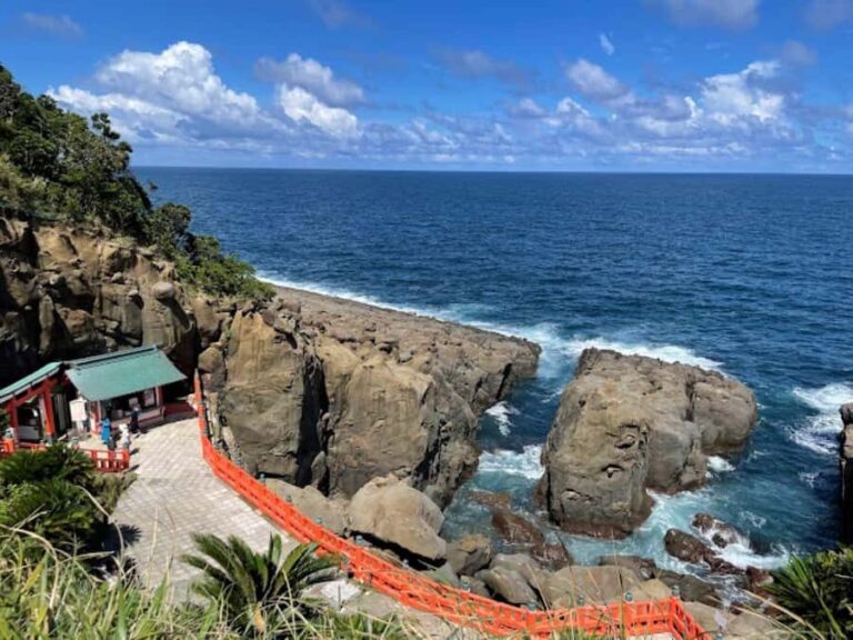 Miyazaki: Guided Tour with Brompton Bike and Lunch - Exploring Miyazaki on Two Wheels: The Complete Experience