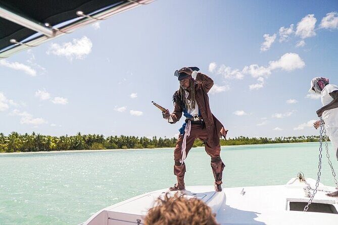 Montego Bay Catamaran: Snorkel Tour with Open Bar & Reggae DJ - Why This Tour Works