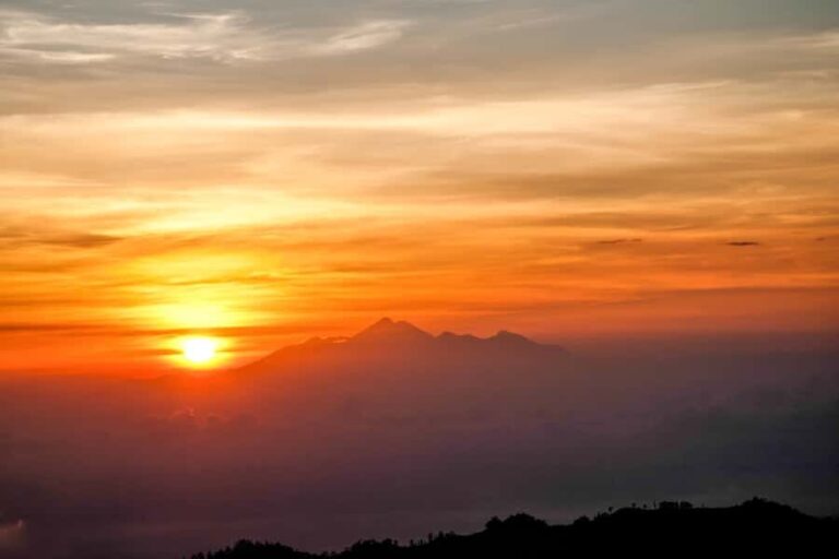 Mount Batur: 2D1N Kintamani Tour with Private Sunrise Hiking - Practical Tips for Making the Most of Your Tour