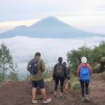 Mount Batur Sunrise Hiking With Local Guide Experience - The Journey Up: What to Expect from the Tour