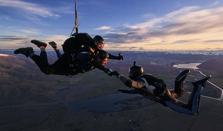 Mount Cook: Tandem Skydive Experience - Practical Details & Logistics