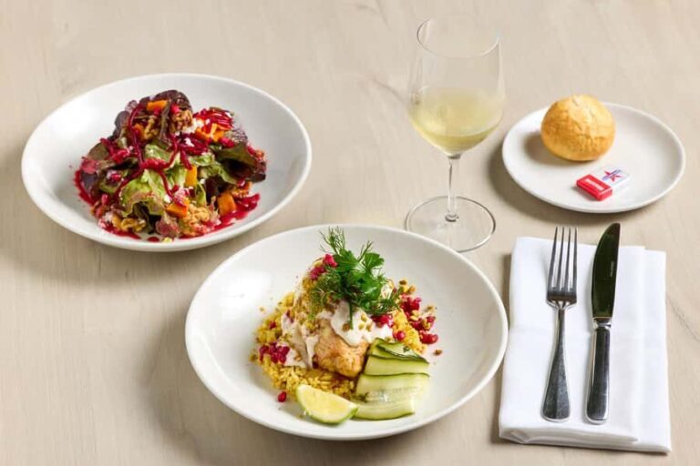 Mount Cotton: Winery Tour & Tasting with 3-Course Lunch - What to Expect During the Tour