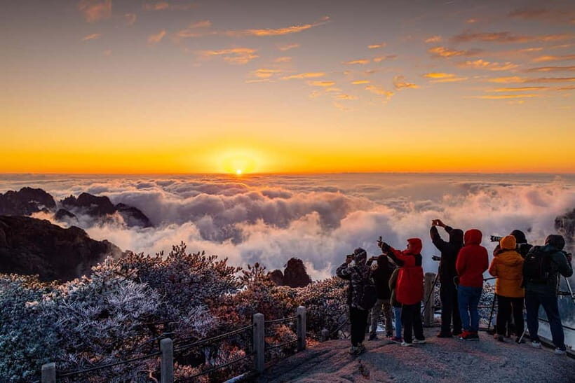 Mount Huangshan: Highlights Tour in Huangshan full-day - A Deep Dive into the Mount Huangshan Highlights Tour