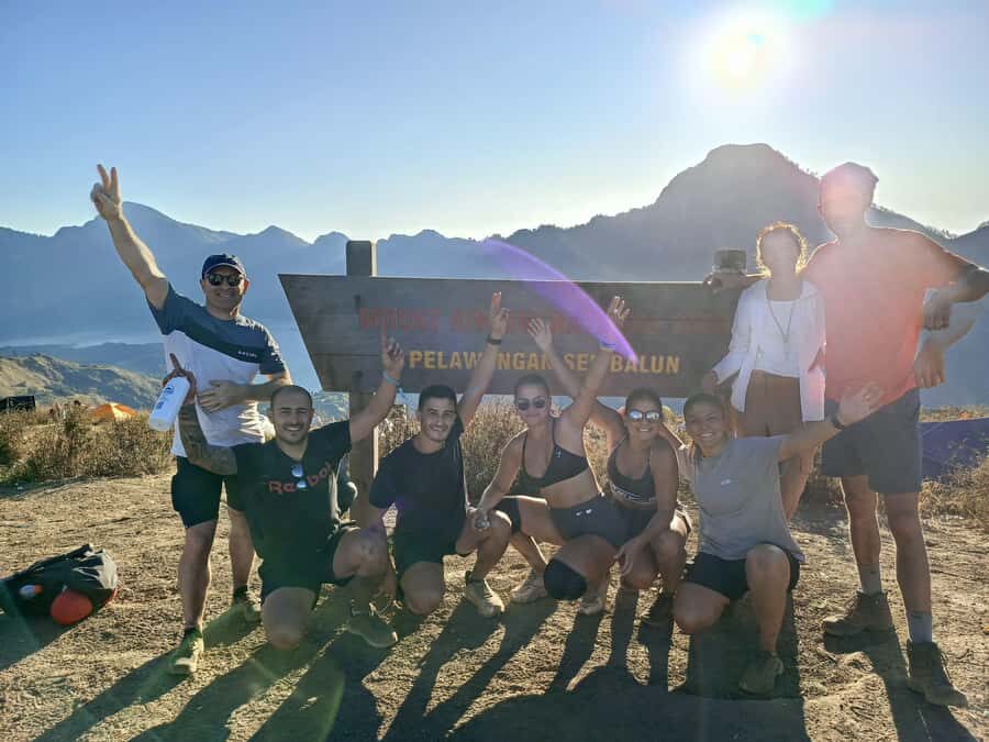 Mount Rinjani 2days and 1night summit Via Sembalun - Day 1: From Senaru to Sembalun Crater Rim