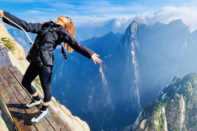 Mountain Huashan Plank Trail Adevnture Tour - Final Thoughts: Is This Tour Worth It?
