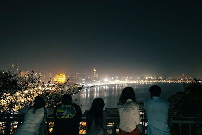 Mumbai City Tour with Licensed Guide and Lunch - Detailed Breakdown of the Itinerary