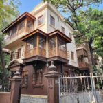 Mumbai Half-Day Private Guided Tour with Dhobi Ghat - Transportation and Group Size