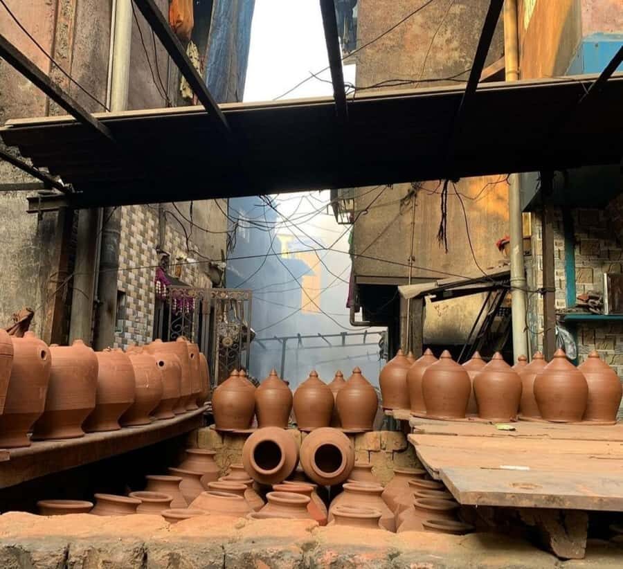 Mumbai: Private Dharavi Walking Tour & Indian Cooking Class - Exploring Dharavi: More Than Just a Slum