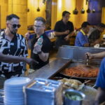 Mumbai Street Food, Markets & Temples Tour - Discover the Heart of Mohamed Ali Road