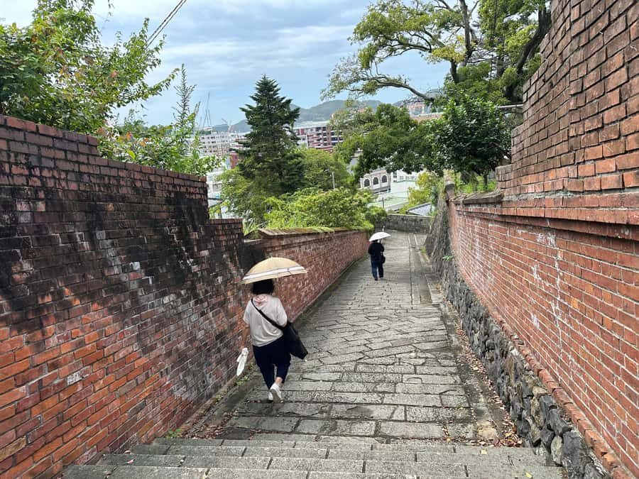 Nagasaki: Hidden Alleys and Finding Local Cats Walking Tour - Why This Tour is a Great Choice