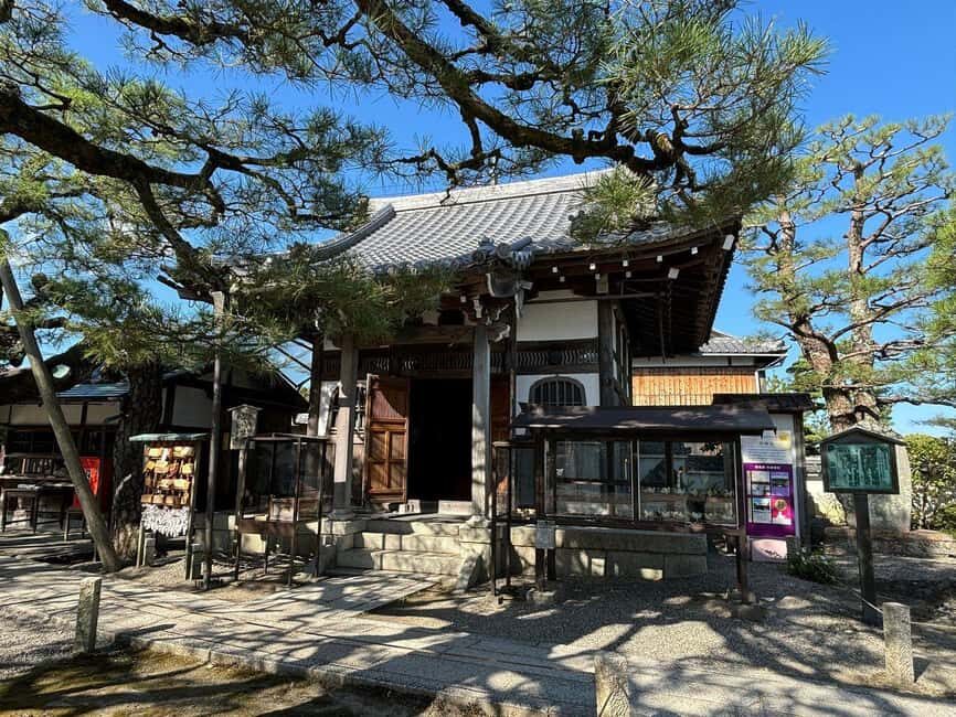 Nara: Dusk Walk with Calligraphy and Lanterns - What Sets This Tour Apart