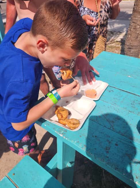 Nassau: Electric Bus Tour with Food & Drink Samples - The Itinerary - A Closer Look at What You’ll See and Do