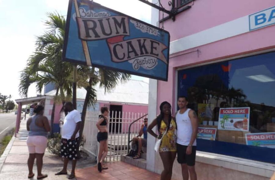 Nassau: Sightseeing, Snorkeling, & Shopping Tour with Pickup - The Pirate’s Lair & Snorkeling at Nirvanna Love Beach