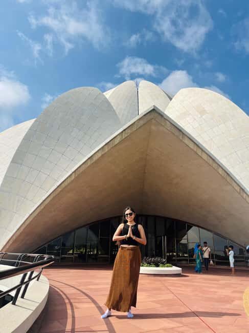 New Delhi: Private 5-Hour Sightseeing Tour with Hotel Pickup - Detailed Breakdown of the Itinerary