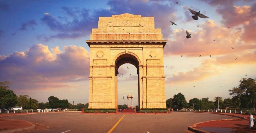 New Delhi: Private Old & New Delhi Day Trip & Optional Guide - What We Love About This Tour  