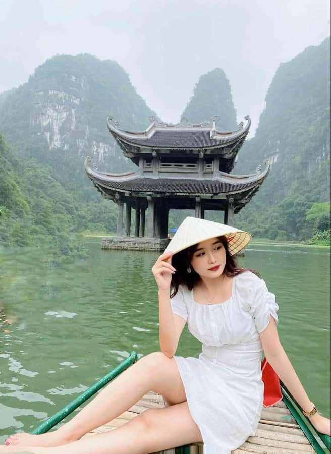Ninh Binh Day Luxury Trip with Boat Ride and Temple/Pagoda - Detailed Breakdown of the Itinerary