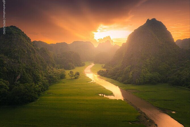 Ninh Binh Day Tour Hoa Lu,Bai Dinh Trang An,Tam Coc, Mua Cave - Who Will Love This Tour?