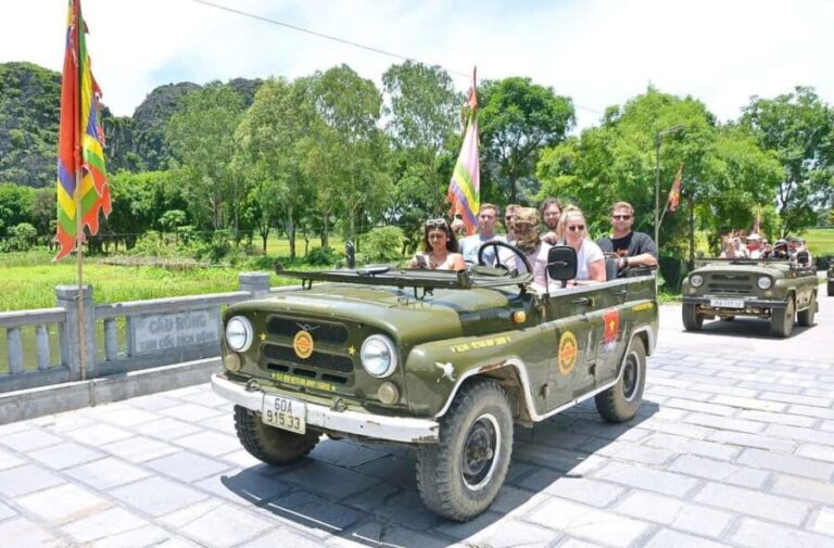 Ninh Binh: Trang An Boat Ride, Bich Dong & Mua Cave Tour - Starting the Day with Scenic Transport