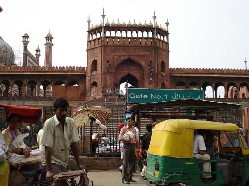 Old Delhi: Private Tour of Chandni Chowk, Tuk Tuk & Food - Who Is This Tour Best For?