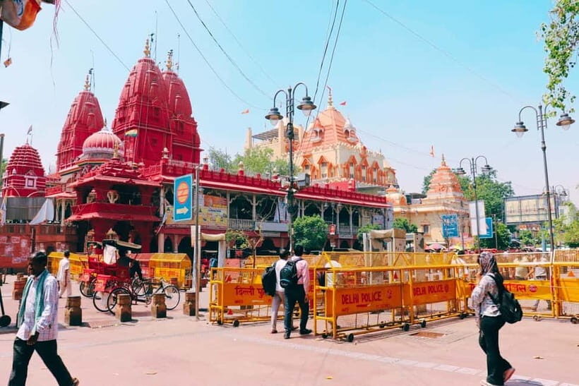 Old Delhi Temples and Spice Market Tour - The Experience: What Sets It Apart