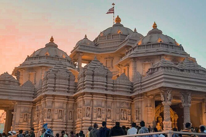 Old Delhi & Temples(Akshardham Temple and Gurudwara Bangla Sahib) - Practical Details and Insights