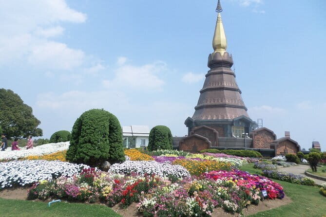 One day Doi Inthanon National Park & Trekking on Kew Mae Pan - Why Choose This Tour?