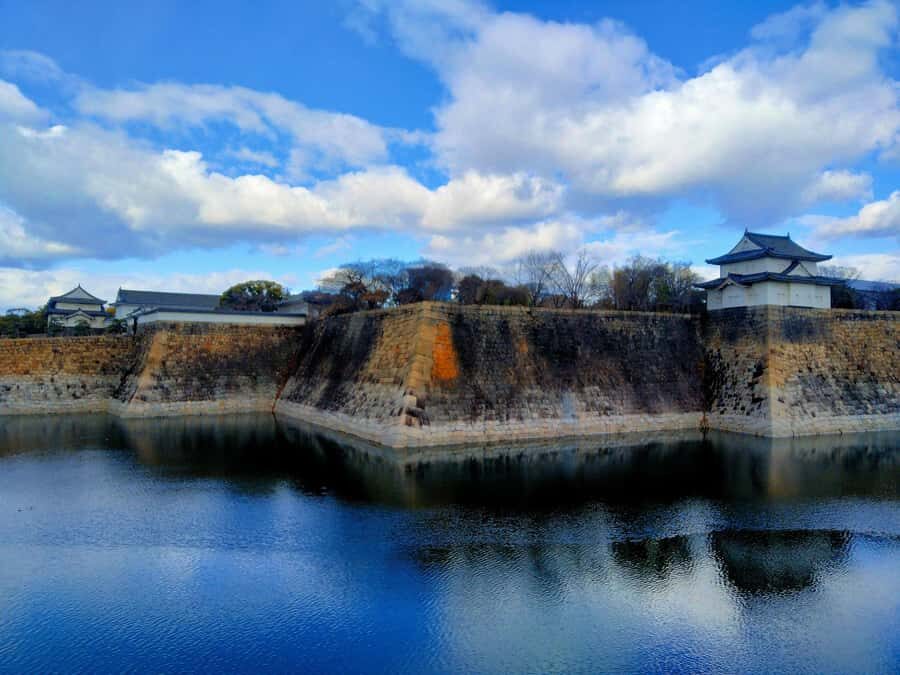 Osaka Castle Hidden Gem Walk Tour + Multilingual Audio Guide - The Value of This Tour
