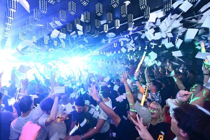 Osaka Dotonbori: Giraffe Nightclub VIP Package(For Foreign) - What Is the Osaka Dotonbori: Giraffe Nightclub VIP Package?