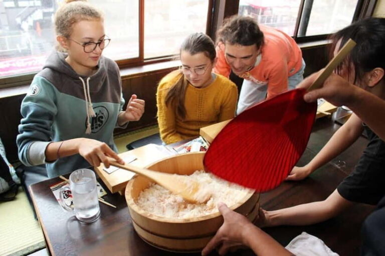 Osaka Dotonbori: Hand Roll Sushi Experience - Authenticity and Overall Experience