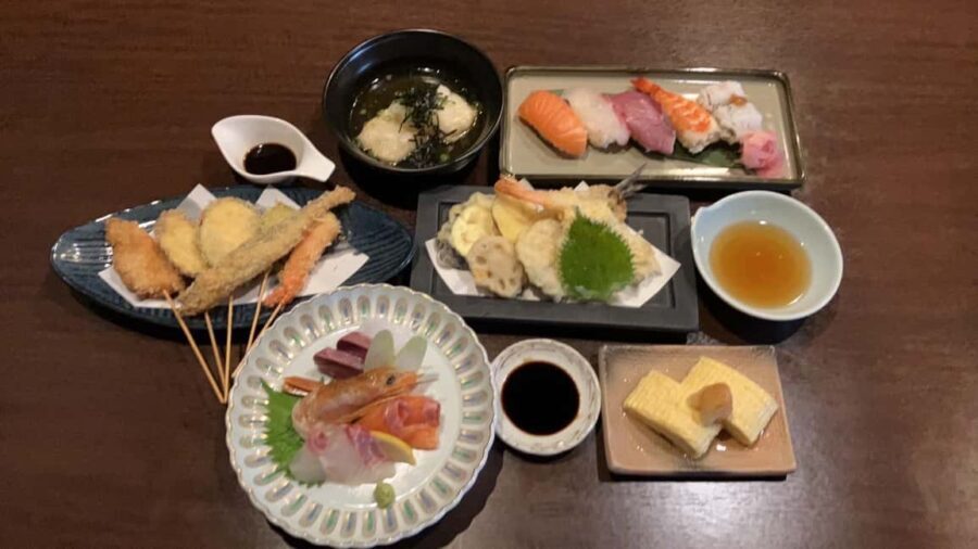 Osaka: Hidden Night Food Tour with Drinks - Why We Like This Tour