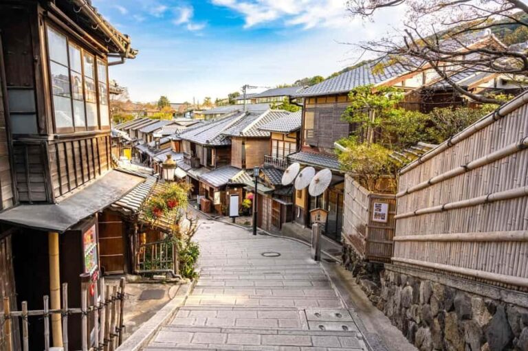 Osaka, Kyoto & Kobe: 5-Day Hot Springs & Food Tour - Who Is This Tour Best For?